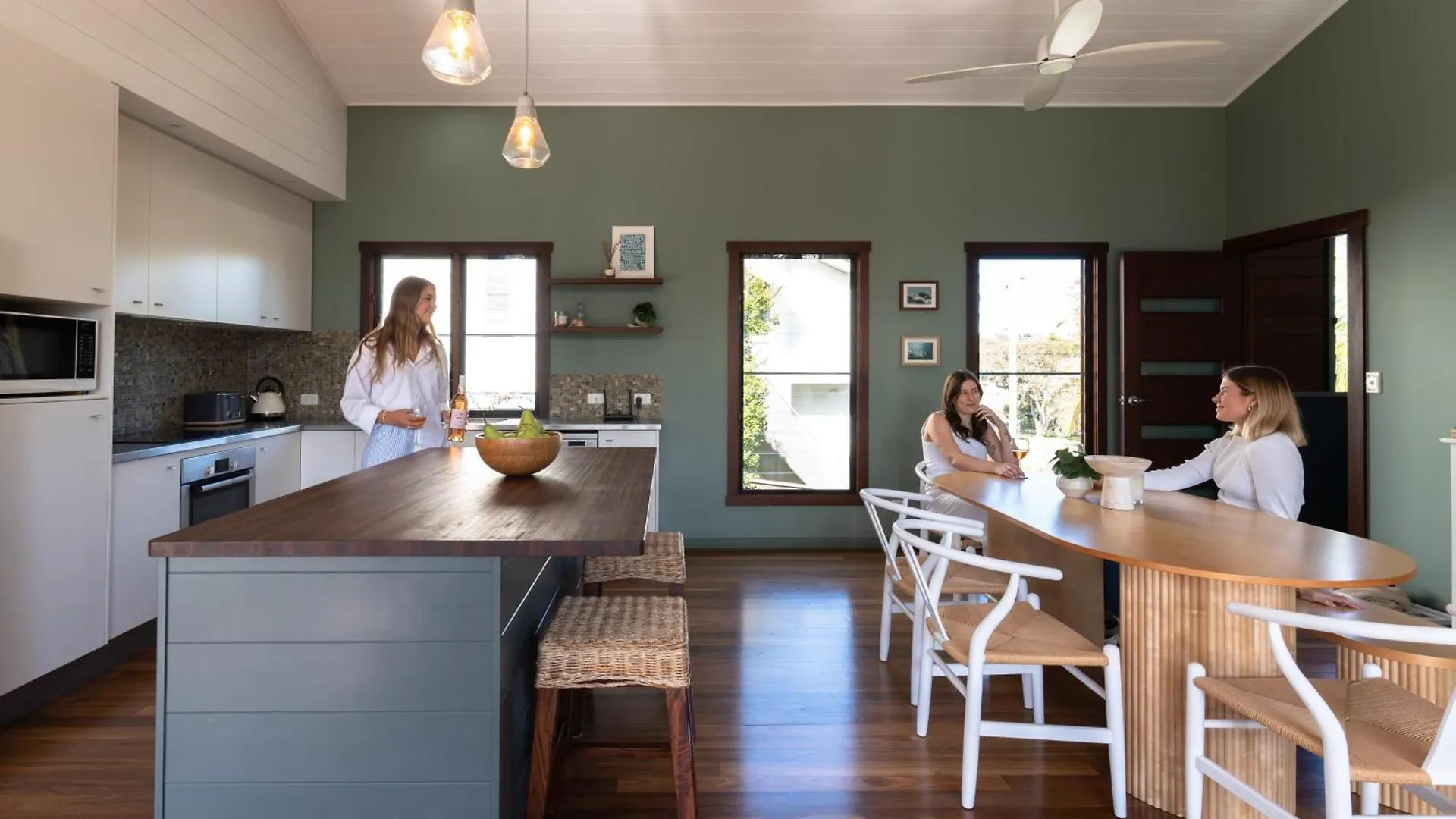 Malakai Beach House Caloundra